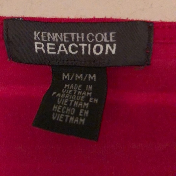 Sleeveless top - Picture 2 of 3